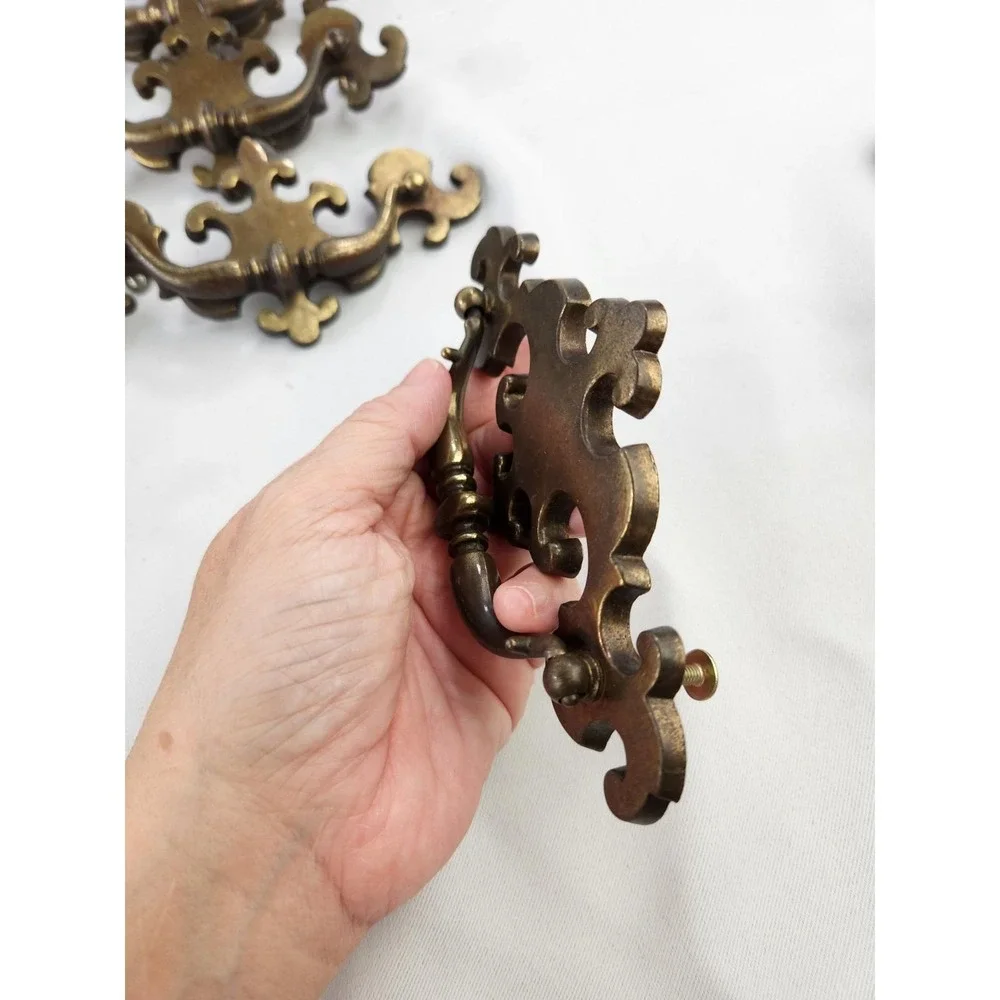 12 VINTAGE Keeler Brass Co KBC Chippendale Batwing Drawer Handles Pulls 2278